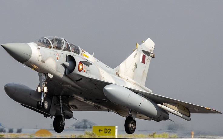 Vì sao Indonesia khẩn cấp mua 12 chiếc tiêm kích Mirage 2000-5?