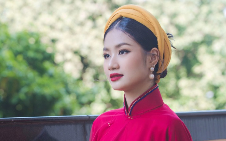 Hoa hậu Nguyễn Thanh Hà nói về việc phá cách, làm biến tướng áo dài