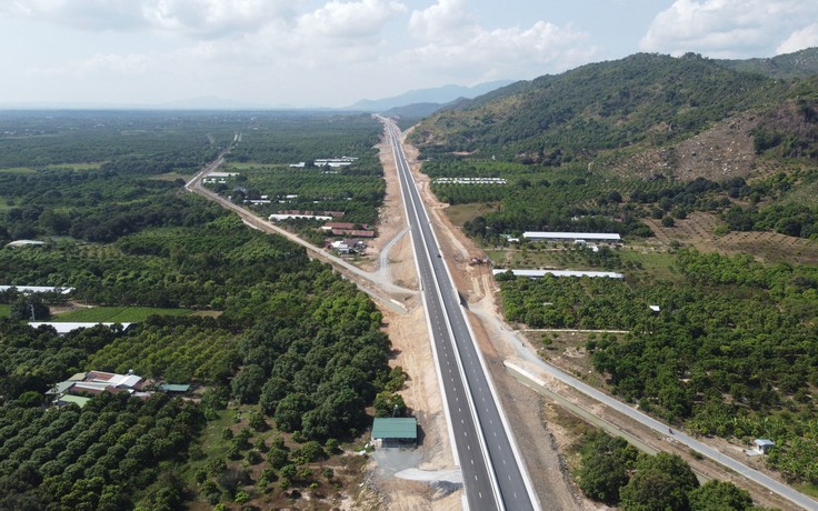 Tạm đóng cao tốc Nha Trang - Cam Lâm để tổ chức lễ khánh thành