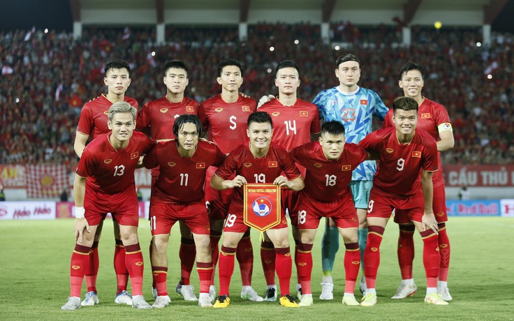 Bầu Hoàn viết tâm thư cảm ơn sau trận đội tuyển Việt Nam thắng ở Lạch Tray