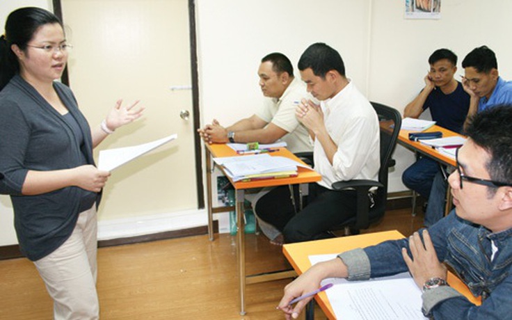 Tuyển giảng viên sang Lào dạy tiếng Việt lương 720 USD/tháng