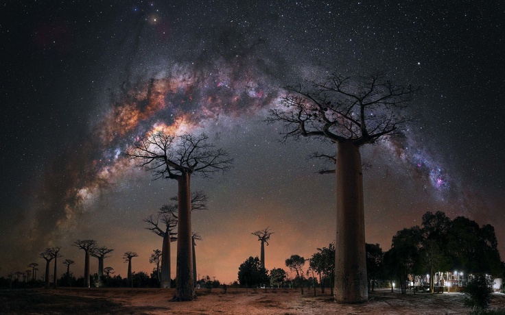 Những bức ảnh chụp dải ngân hà đẹp siêu thực như ở 'thế giới khác'