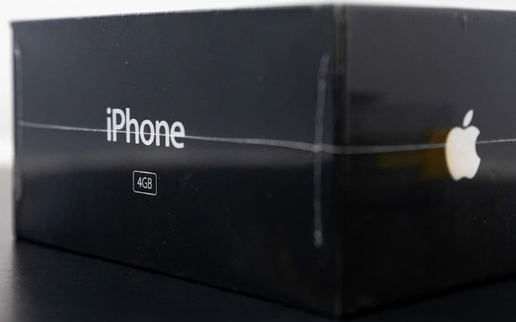 iPhone nguyên bản được bán với giá kỷ lục