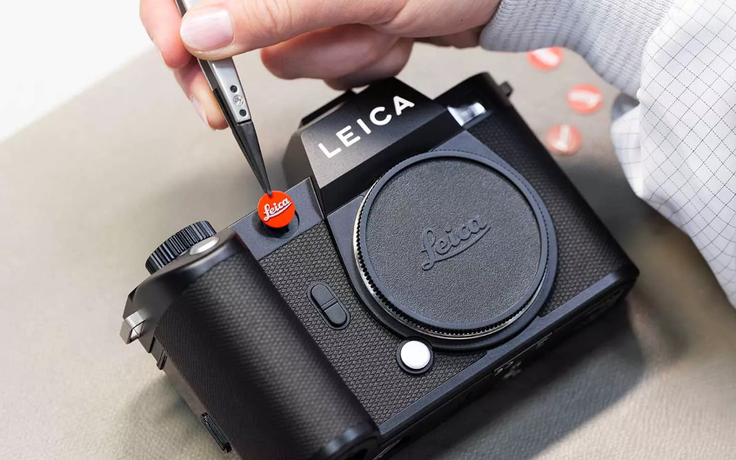 Đằng sau mức giá đắt đỏ của máy ảnh Leica