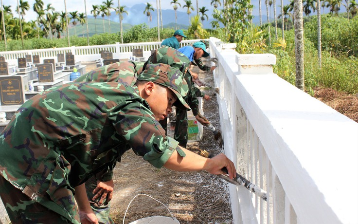 Hoạt động ý nghĩa nhân kỷ niệm 76 năm Ngày thương binh - liệt sĩ