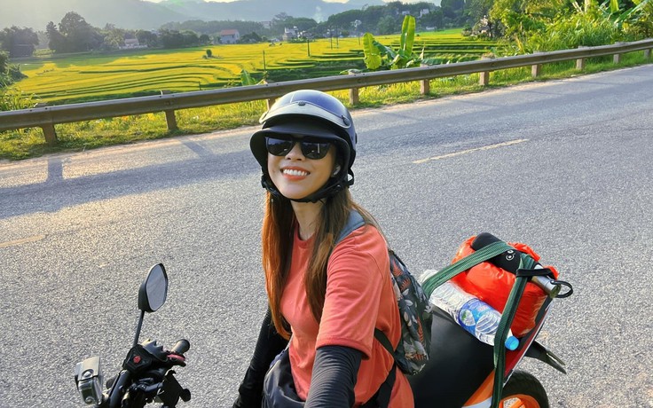 Cô gái đi phượt bằng xe máy qua 4 quốc gia