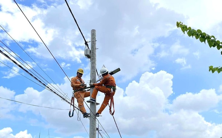 Nhớ thời sạc bình, chạy tuabin nước nên tiết kiệm điện theo bản năng