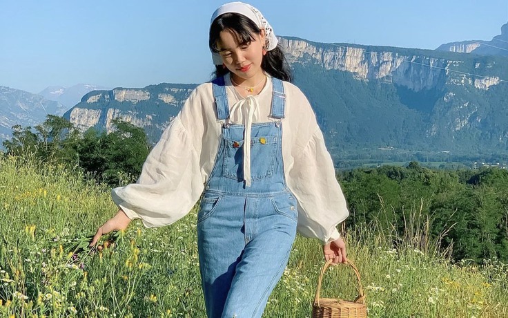 Xem các fashionista 'hack tuổi' cùng quần yếm, nàng sẽ có thêm nhiều bí kíp lên đồ Xem các fashionista 'hack tuổi' cùng quần yếm, nàng sẽ có thêm nhiều bí kíp lên đồ