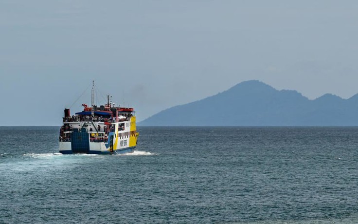Chìm phà ở Indonesia, ít nhất 15 người chết