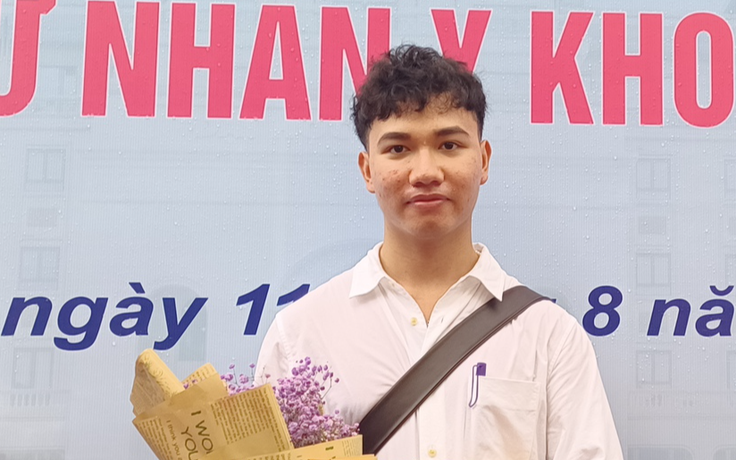 Thủ khoa cử nhân y khoa Trường ĐH Y Hà Nội với pha 'quay xe' thành công