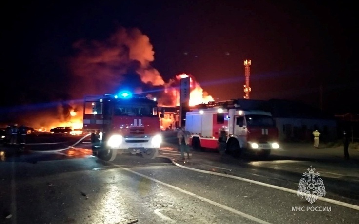 Cháy trạm xăng kinh hoàng ở Nga, gây thương vong lớn