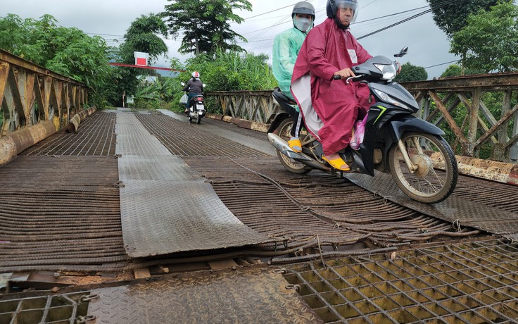 Đề xuất xây mới cầu sắt xuống cấp nghiêm trọng ở Lâm Đồng