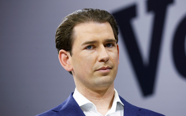 Người từng là thủ tướng trẻ nhất của Áo bị truy tố