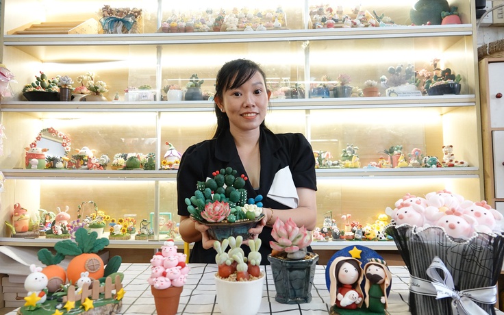 Nặn đất sét kiếm thu nhập từ 10 - 20 triệu đồng/tháng Nặn đất sét kiếm thu nhập từ 10 - 20 triệu đồng/tháng