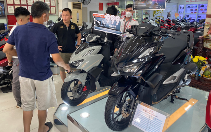 5 mẫu xe máy tại Việt Nam vừa có bản lắp ráp và nhập khẩu