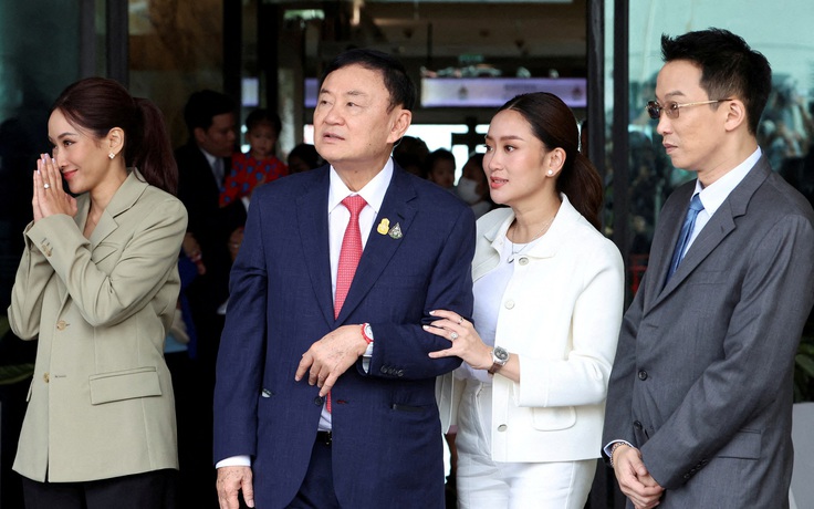 Cựu Thủ tướng Thaksin chuẩn bị xin hoàng gia Thái Lan ân xá Cựu Thủ tướng Thaksin chuẩn bị xin hoàng gia Thái Lan ân xá