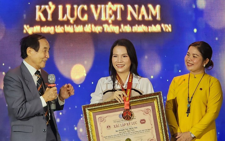 Người sáng tác bài hát để dạy và học tiếng Anh nhiều nhất Việt Nam