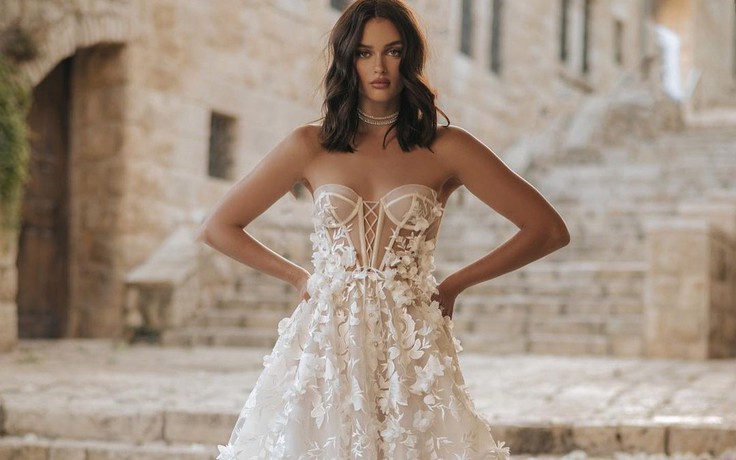 Váy cưới mùa thu bay bổng với thiết kế khiến nàng mê mẩn