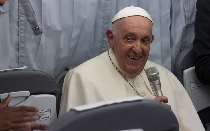 Giáo hoàng Francis nói một số nước ‘chơi trò chơi’ với Ukraine