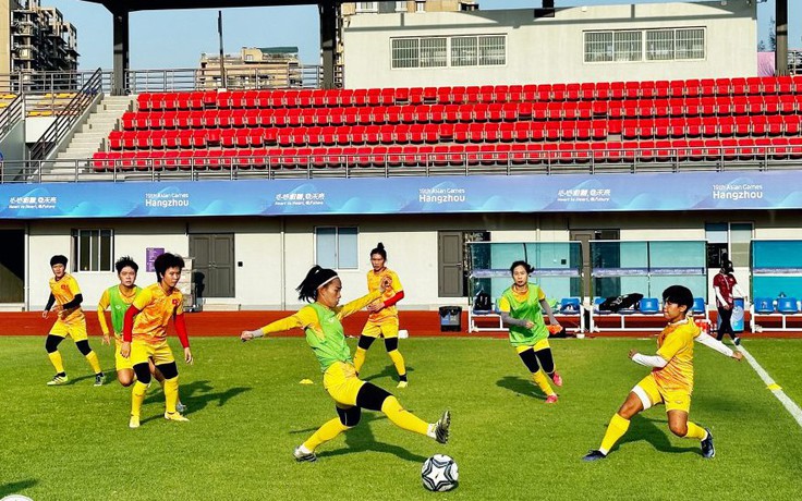 HLV Mai Đức Chung: 'Đội tuyển nữ Việt Nam chưa đạt phong độ tốt nhất sau World Cup’