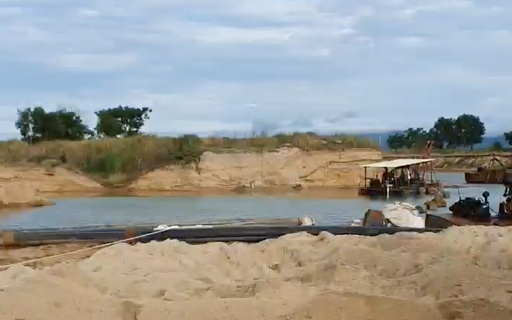 Phú Yên: Chuyển hồ sơ vụ khai thác cát trên sông Đà Rằng sang công an tỉnh Phú Yên: Chuyển hồ sơ vụ khai thác cát trên sông Đà Rằng sang công an tỉnh