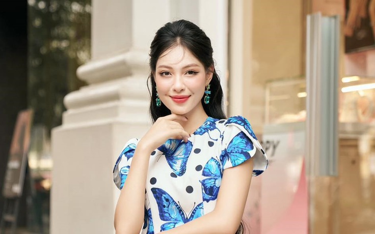 Thể hiện phong thái tự tin, thời thượng chốn công sở với những outfit đầy đẳng cấp Thể hiện phong thái tự tin, thời thượng chốn công sở với những outfit đầy đẳng cấp