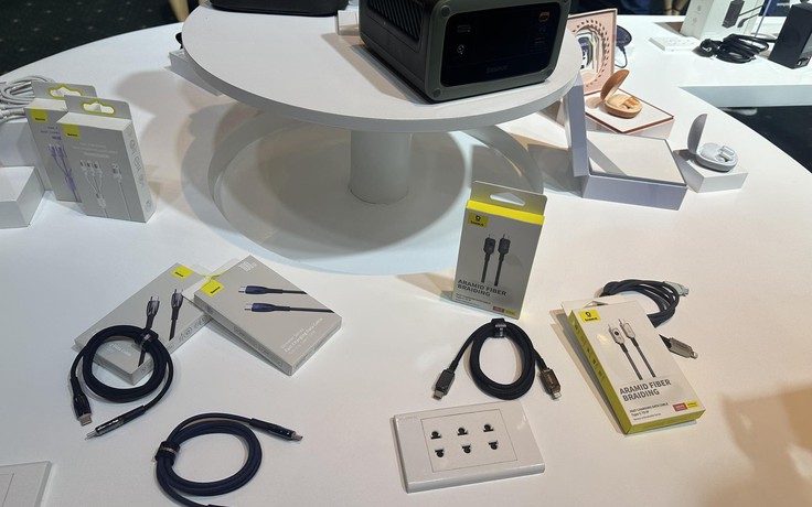 Phụ kiện USB-C chất lượng cao cho iPhone 15 series được bán tại Việt Nam Phụ kiện USB-C chất lượng cao cho iPhone 15 series được bán tại Việt Nam