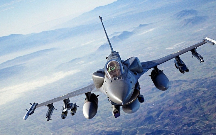 Chiến đấu cơ F-16 giá 63 triệu USD mà Ukraine mong muốn có sức mạnh gì?