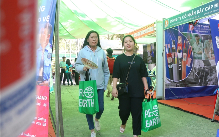 TP.HCM mời doanh nghiệp, lao động tham gia tuyển dụng ở sàn việc làm trước tết