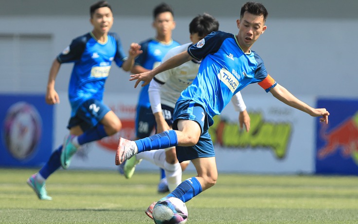 Trường ĐH Sư phạm kỹ thuật TP.HCM 4-0 Trường ĐH RMIT: Vào play-off đầy thuyết phục