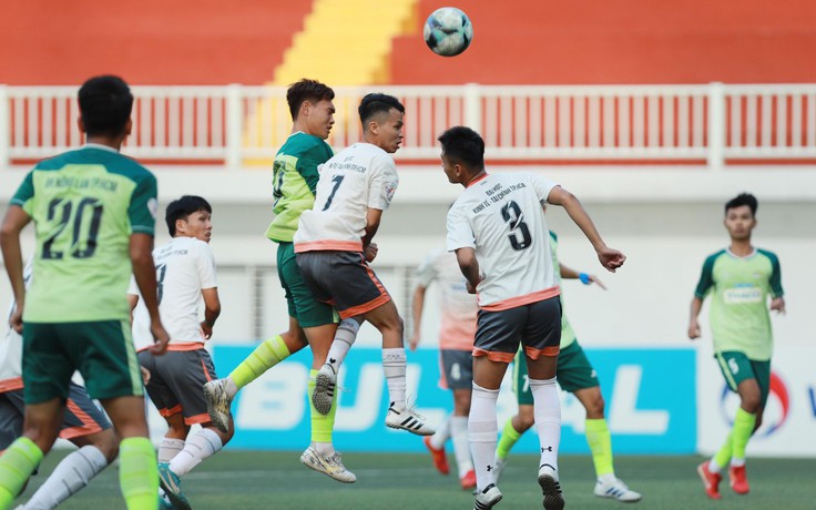 ĐH Nông lâm TP.HCM 3-3 ĐH Kinh tế - Tài chính TP.HCM: Lấy vé play-off nghẹt thở