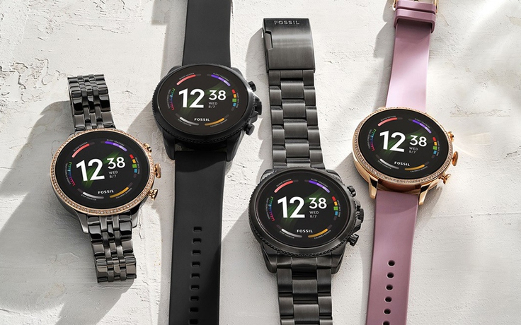 Fossil rút lui khỏi thị trường smartwatch