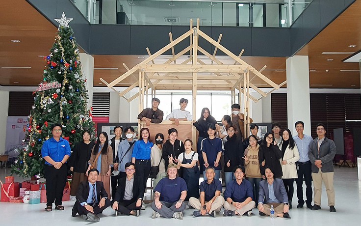 Sinh viên kiến trúc ĐH Duy Tân kết nối và sáng tạo cùng triển lãm ‘Tropiceering Vietnam’