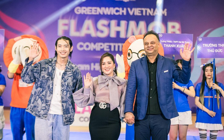 Khánh Thi bất ngờ với màn trình diễn flashmob của học sinh THPT tại TP.HCM