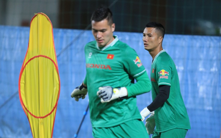 Thủ môn Nguyễn Filip chia sẻ khó khăn lớn nhất của mình tại Asian Cup