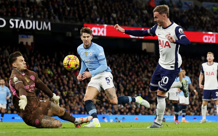 Man City thua khó tin Tottenham: HLV Pep Guardiola 'gục ngã', Haaland làm gì trên sân?