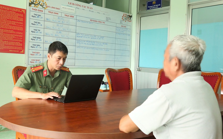 Công an Bình Dương phong tỏa tài khoản, thu hồi tiền lừa đảo