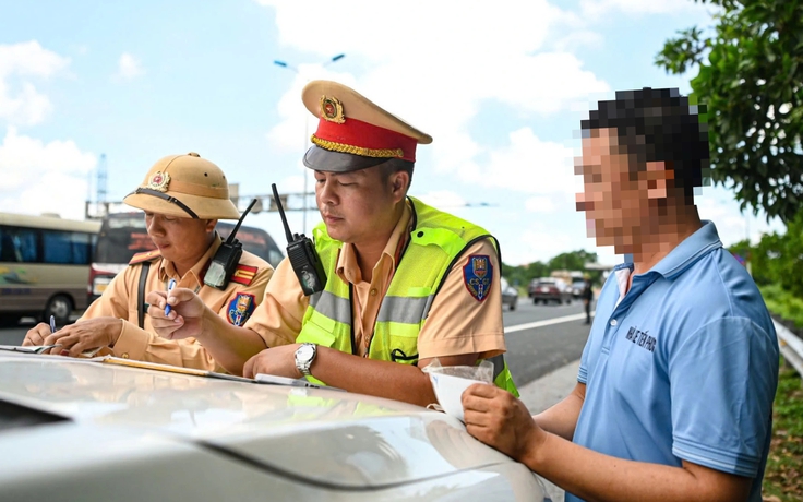 Tài xế có quyền đề nghị CSGT cho xem hình ảnh vi phạm?