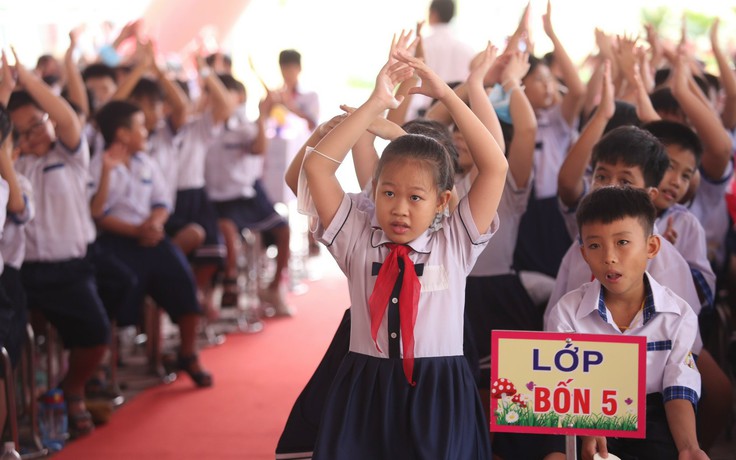 Vẫn tuyển không đủ người dạy tin học, mỹ thuật: Giáo viên thể dục phải kiêm nhiệm