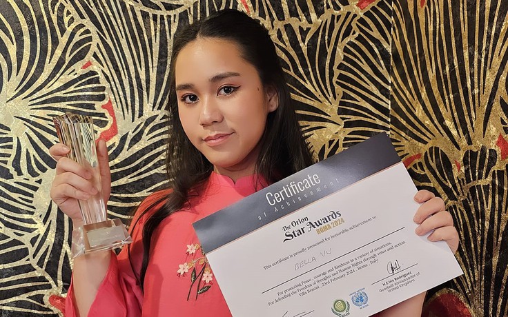 Nữ sinh Việt 16 tuổi được vinh danh cùng Á hậu Hoàn vũ 2021 ở Ý