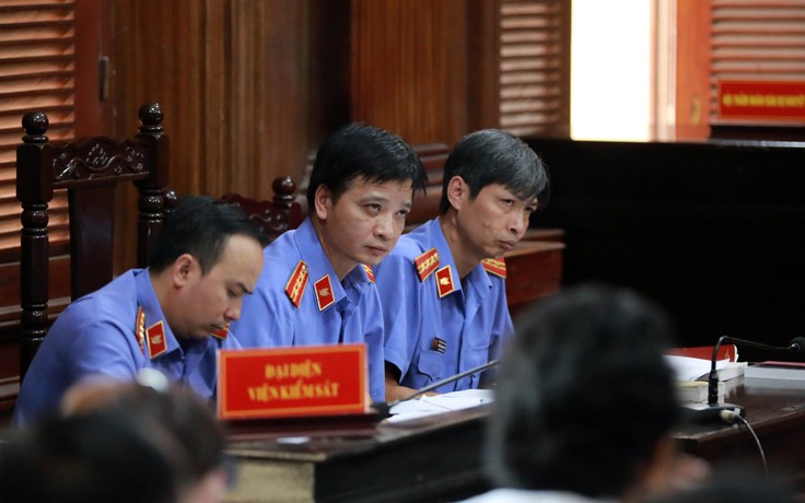 Viện kiểm sát đề nghị Hàn Ni từ 18 tháng đến 2 năm tù