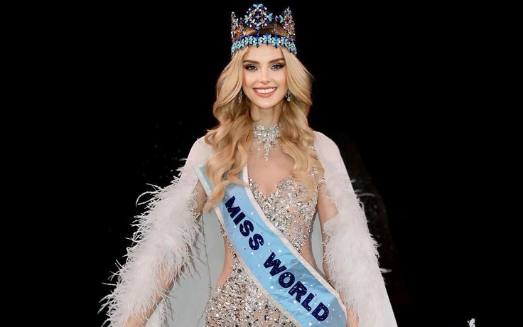 Tân Miss World Krystyna Pyszková xứng đáng cương vị mới, chiếc váy đăng quang đầy ẩn ý