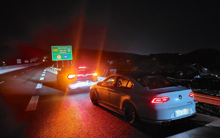 Lái ô tô trên cao tốc vào ban đêm: Cần lưu ý gì?
