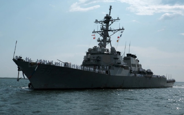 Houthi phóng tên lửa đạn đạo về phía tàu chiến Mỹ ở biển Đỏ?