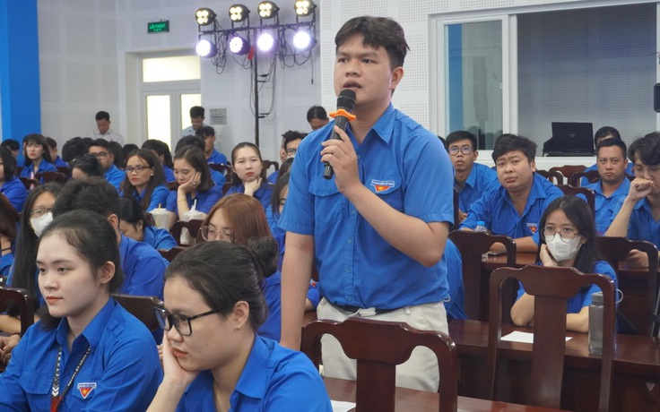 Thanh niên Cần Thơ mang băn khoăn chia sẻ với lãnh đạo thành phố