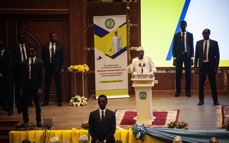 Lãnh đạo Chad tuyên bố tranh cử tổng thống sau khi đối thủ bị bắn chết