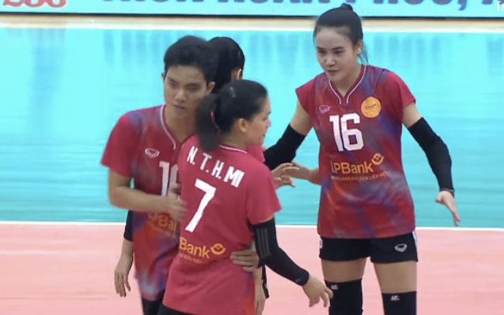 Bích Tuyền chói sáng, LPBank Ninh Bình vô địch bóng chuyền nữ Hoa Lư Bình Điền 2024