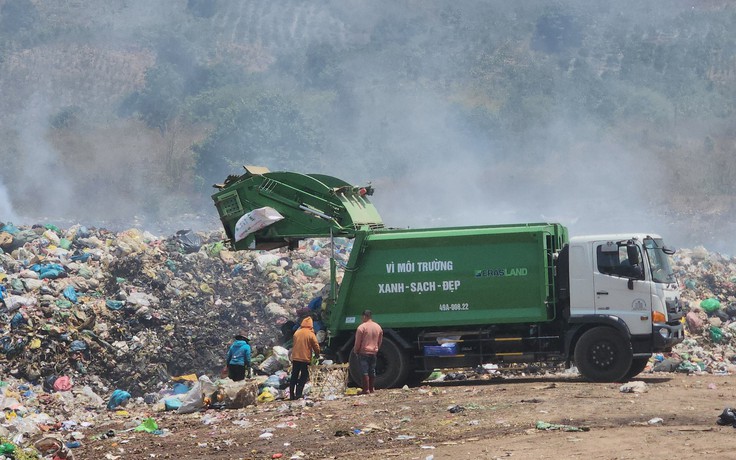 Lâm Đồng: Vì sao chưa thể đóng cửa bãi rác P'Ré ?