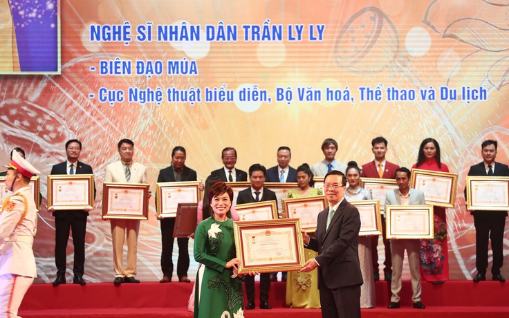 Tôn trọng tự do sáng tạo, thúc đẩy đời sống dân chủ lành mạnh