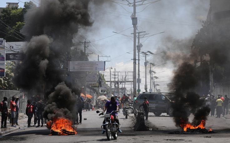 Đấu súng dữ dội gần dinh tổng thống Haiti